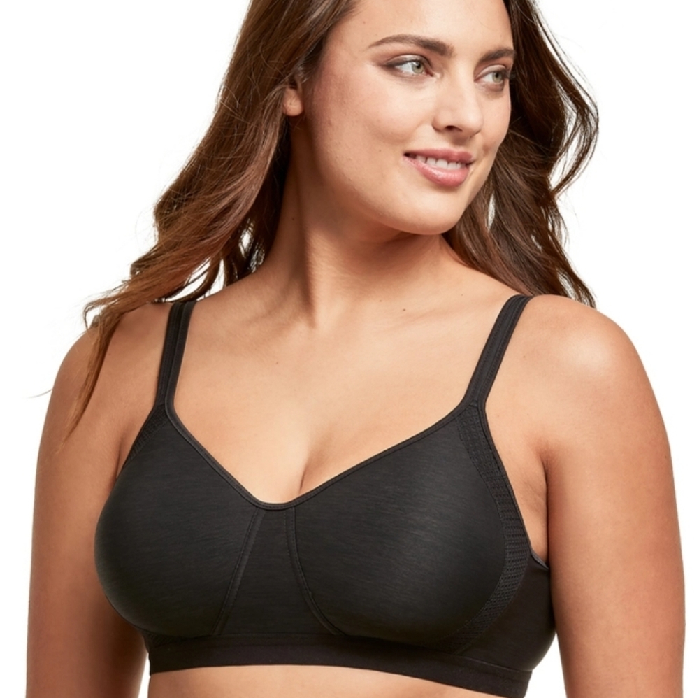 Hanes sz L wireless, lightly padded bra